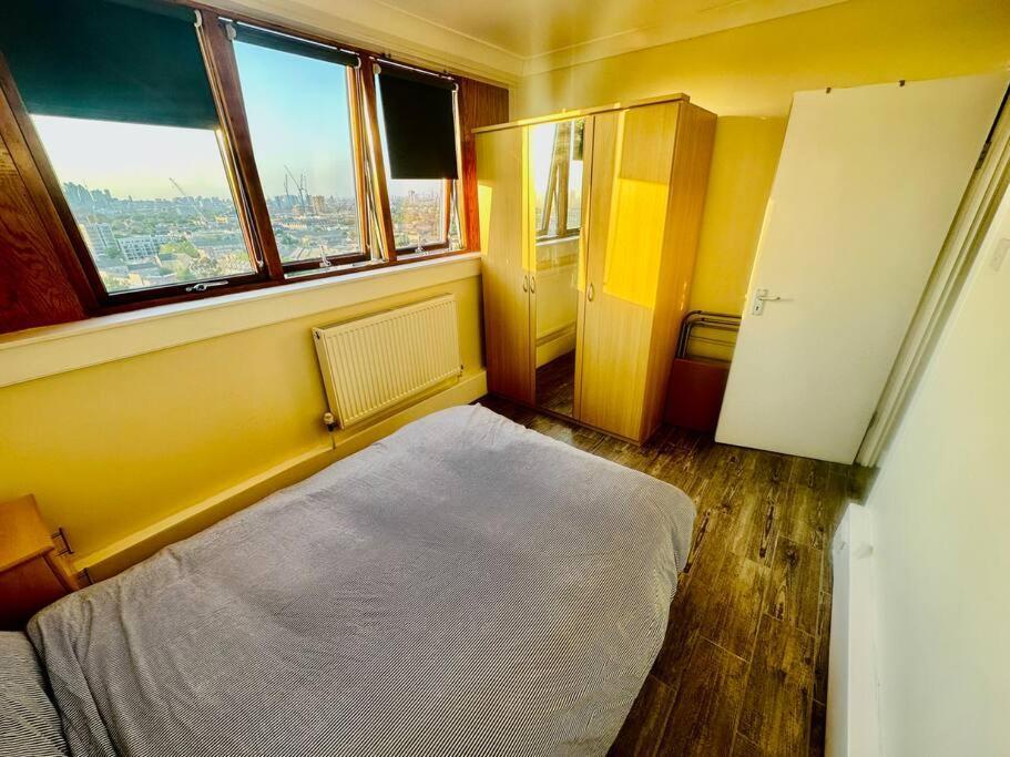 3 Bed Sky Apartment Se15 Peckham 런던 외부 사진