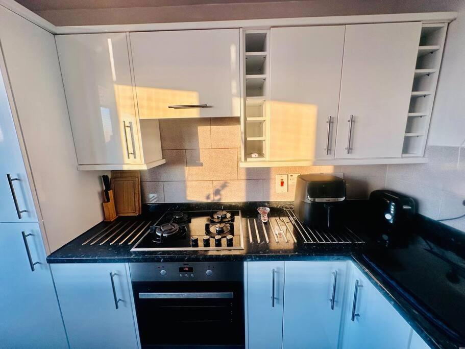 3 Bed Sky Apartment Se15 Peckham 런던 외부 사진