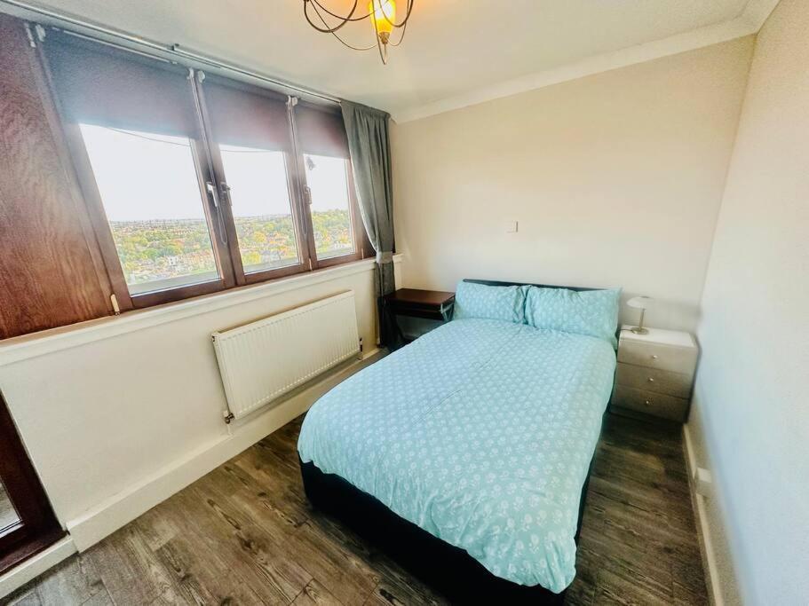 3 Bed Sky Apartment Se15 Peckham 런던 외부 사진
